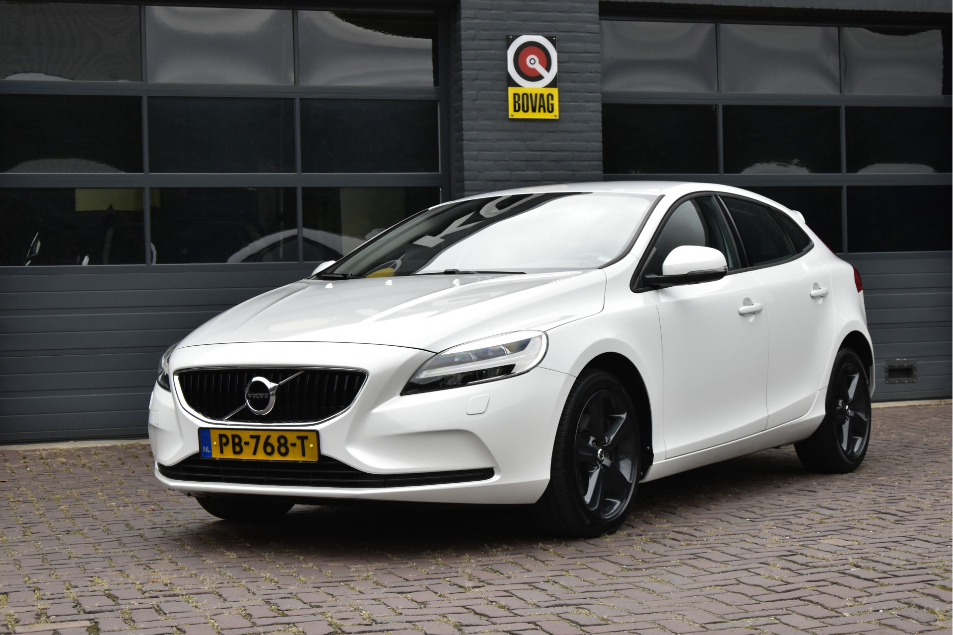 47087322-27.jpg
